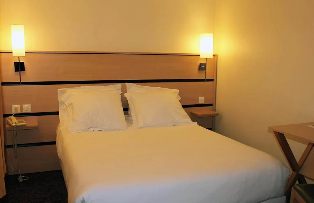New Hotel Saint Lazare-1
